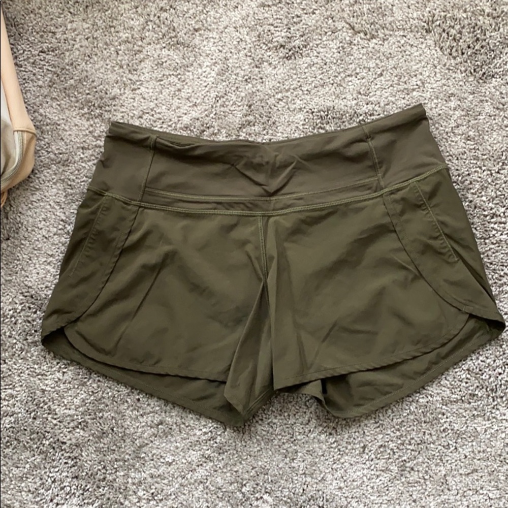 SOLD. Army Green Lulu Run Times Short Sz 6